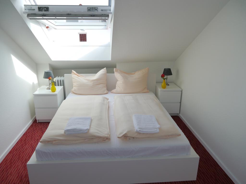 Mille Stelle Hotel Eggenstein-Leopoldshafen Dış mekan fotoğraf